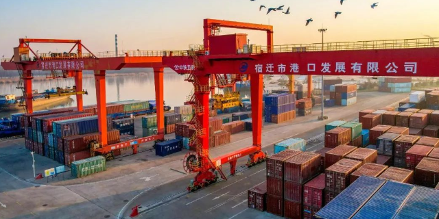 宿迁港持续生长水运集装箱运输